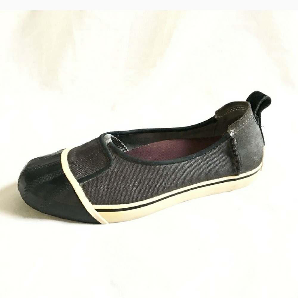 Sorel slip-on sneakers